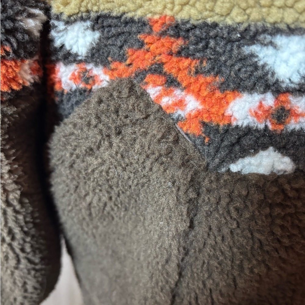 GiGiO Brown Fleece Sherpa Jacket with Tribal Pattern USA - Picture 7 of 11